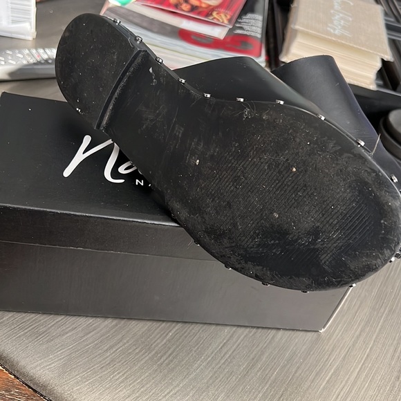 Black Leather Sandals - Picture 5 of 5